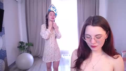 Elena online show from March 2026 07:25:01 AM