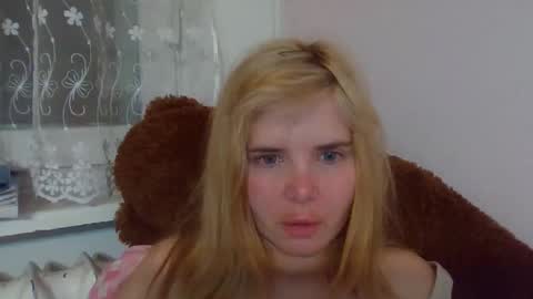 Elena online show from February 2026 06:31:01 PM