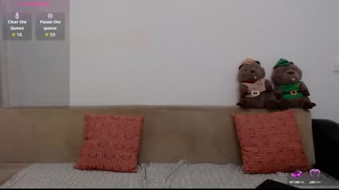 ElenaTroyy online show from September 2025 08:42:01 PM