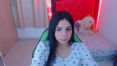 agnes online show from December 2024 06:20:01 PM