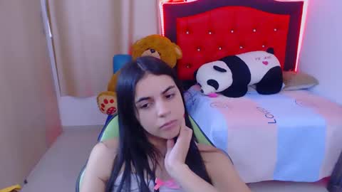 agnes online show from January 2025 08:19:02 PM