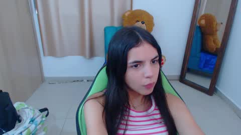 agnes online show from February 2025 05:42:02 PM