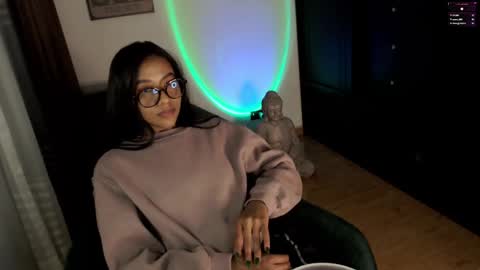 Elenna online show from December 2024 12:44:02 AM