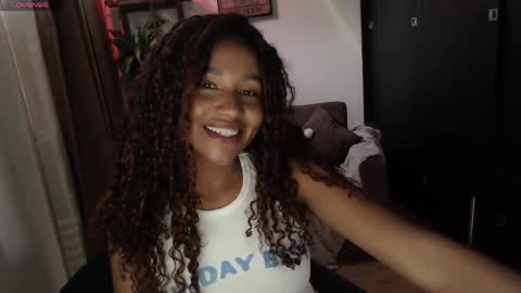 Elenna online show from April 2026 09:50:01 PM
