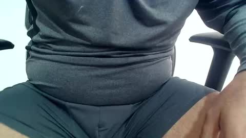 Wife is on the other room online show from November 2025 05:58:02 PM