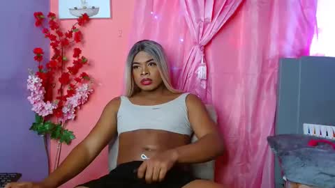 eletrabrowns online show from February 2025 08:37:01 PM