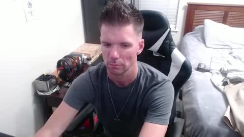 Walker online show from September 2025 05:12:01 AM