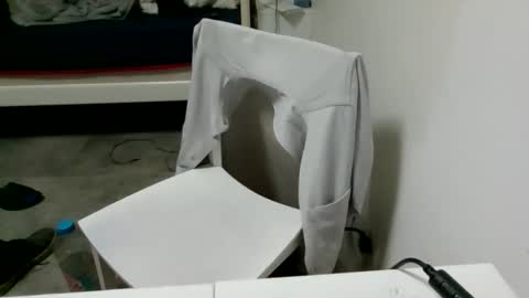 Snapshot of elfideo75 chatting on February 2026 04:27:02 PM elfideo75 online show from February 2026 04:27:02 PM