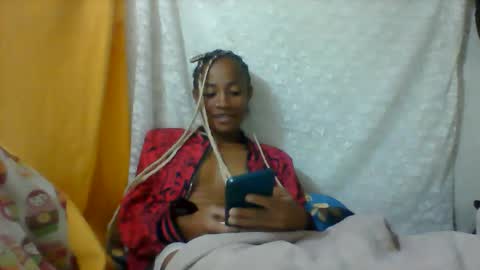 elia011 online show from May 2026 08:01:01 AM