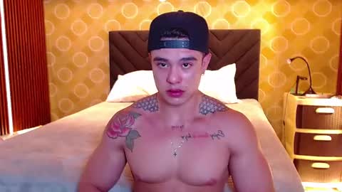 Elian online show from November 2025 09:07:01 PM