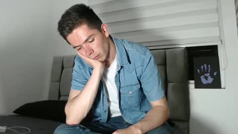 Elian online show from January 2025 01:17:01 AM