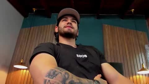 Elian online show from December 2025 05:42:02 PM