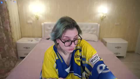 Luna online show from February 2026 11:49:01 AM