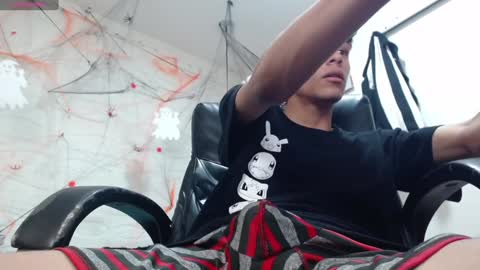 E L I A S online show from December 2024 03:59:01 AM