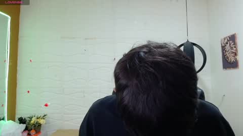 E L I A S online show from December 2024 03:32:01 AM