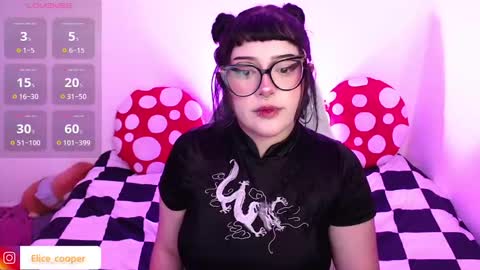 Elice Cooper new account online show from November 2025 03:38:01 AM