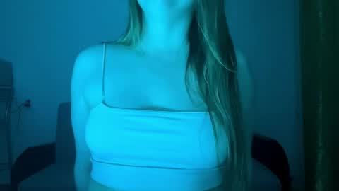 Louise online show from May 2026 07:09:02 PM