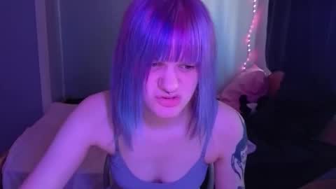 elieiza_xo online show from March 2026 09:10:01 AM