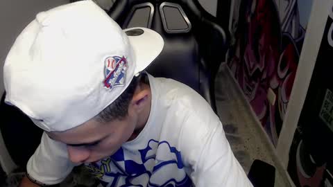 Snapshot of elii_797 chatting on February 2025 01:26:02 PM bby-santy online show from February 2025 01:26:02 PM