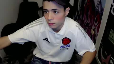 Snapshot of elii_797 chatting on February 2025 01:51:02 PM bby-santy online show from February 2025 01:51:02 PM