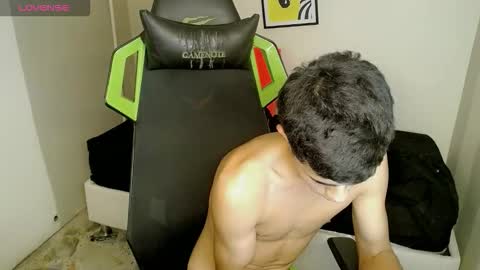 bby-santy online show from November 2025 08:35:02 PM