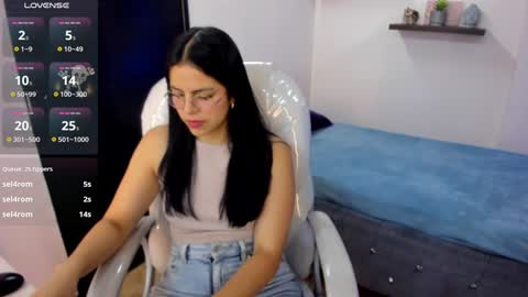 Eliie online show from December 2024 06:53:02 AM