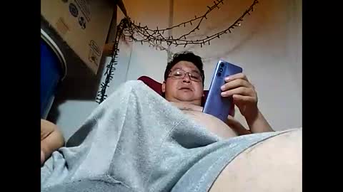 elimposstor online show from December 2024 04:04:02 PM