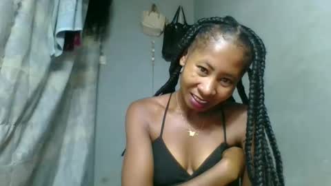 Snapshot of elina981 chatting on February 2026 10:08:01 AM elina981 online show from February 2026 10:08:01 AM