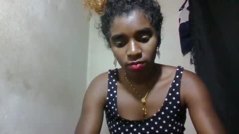 elina981 online show from June 2026 10:17:02 AM