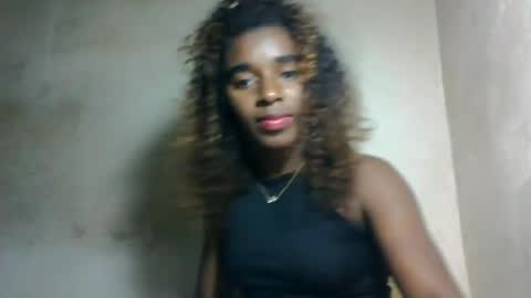 elina981 online show from June 2026 04:44:01 PM