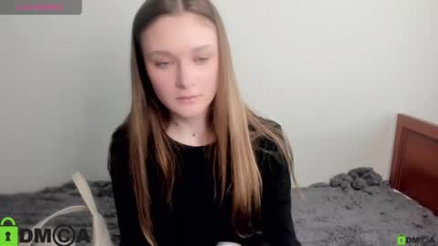 elina_x online show from May 2026 01:18:02 PM