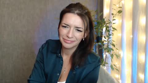 Elina online show from December 2024 02:53:01 AM