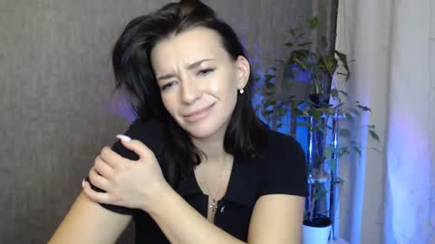 Elina online show from January 2025 03:22:01 AM