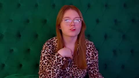 Snapshot of elinavale chatting on March 2026 05:08:02 AM elinavale online show from March 2026 05:08:02 AM