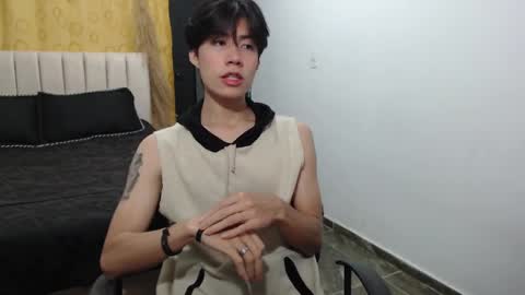 Snapshot of elio_collem chatting on December 2024 08:31:01 AM ELIO online show from December 2024 08:31:01 AM