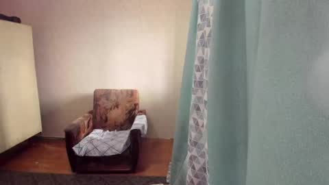 Snapshot of elis_gabbi chatting on April 2026 09:13:01 AM Elis online show from April 2026 09:13:01 AM