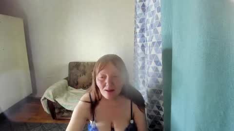 Snapshot of elis_gabbi chatting on May 2026 01:34:01 AM Elis online show from May 2026 01:34:01 AM