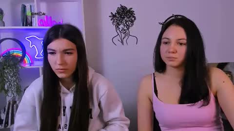 Snapshot of elis_sunny chatting on February 2026 07:40:01 PM elis_sunny online show from February 2026 07:40:01 PM