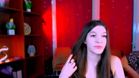 Snapshot of elis_sunny chatting on February 2026 07:18:01 AM elis_sunny online show from February 2026 07:18:01 AM