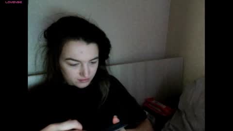 elisa_dove208 online show from December 2025 04:52:01 AM