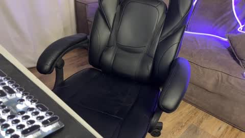 Snapshot of elisa_north chatting on February 2025 02:02:01 PM Elisa North online show from February 2025 02:02:01 PM