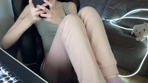 Snapshot of elisa_north chatting on February 2025 01:46:02 PM Elisa North online show from February 2025 01:46:02 PM