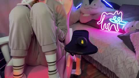 Snapshot of elisa_north chatting on September 2025 11:59:02 AM Elisa North online show from September 2025 11:59:02 AM