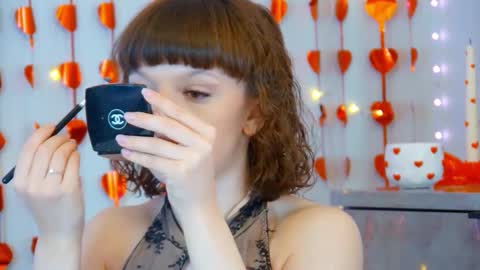 Snapshot of elisabethdavis chatting on February 2026 03:21:01 PM ElisabethDavis online show from February 2026 03:21:01 PM