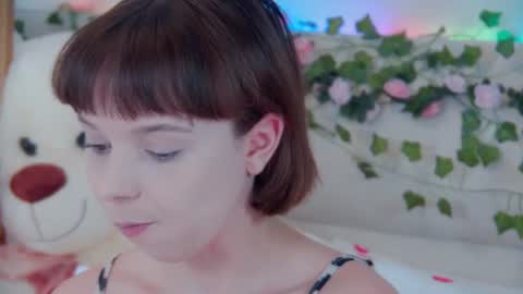 ElisabethDavis online show from July 2026 03:47:01 PM