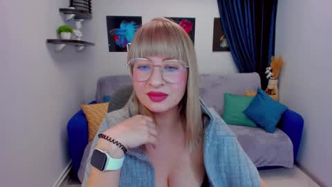 Elisabeth online show from December 2024 01:49:02 PM