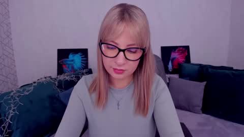 Elisabeth online show from February 2025 11:52:01 AM