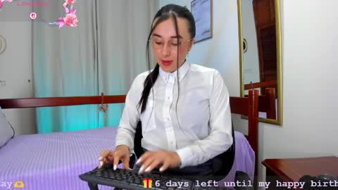 Snapshot of elisabetta_amour chatting on May 2026 10:11:02 AM Eli online show from May 2026 10:11:02 AM