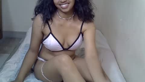 Snapshot of elisah01 chatting on March 2026 06:24:02 PM elisah01 online show from March 2026 06:24:02 PM