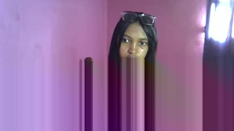 Snapshot of elisah01 chatting on April 2026 05:41:01 AM elisah01 online show from April 2026 05:41:01 AM